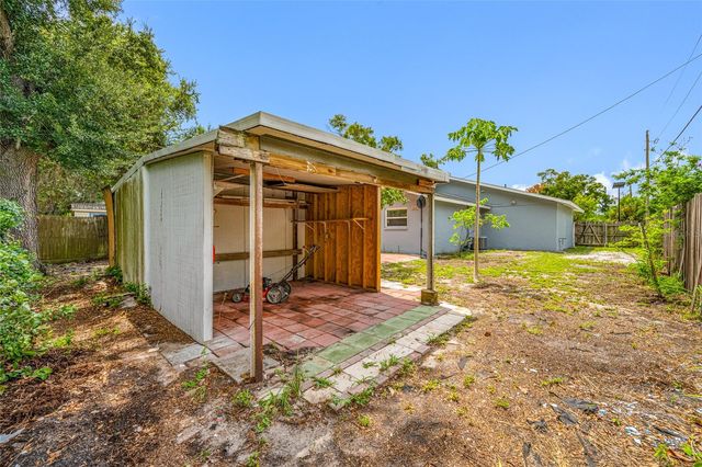 4115 55TH AVENUE DRIVE E, Bradenton, FL 34203