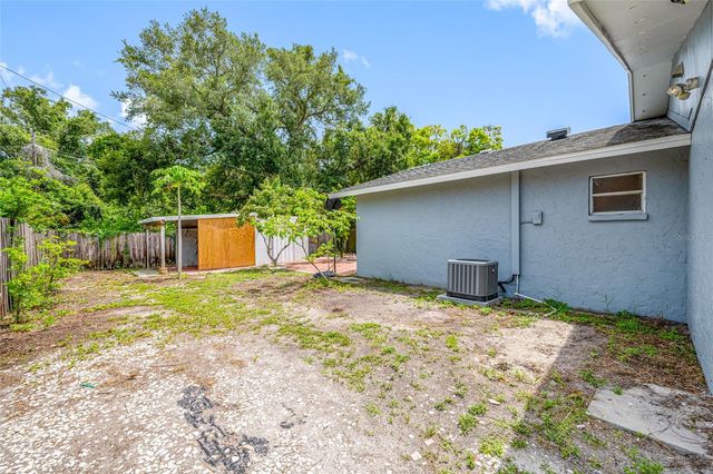 4115 55TH AVENUE DRIVE E, Bradenton, FL 34203
