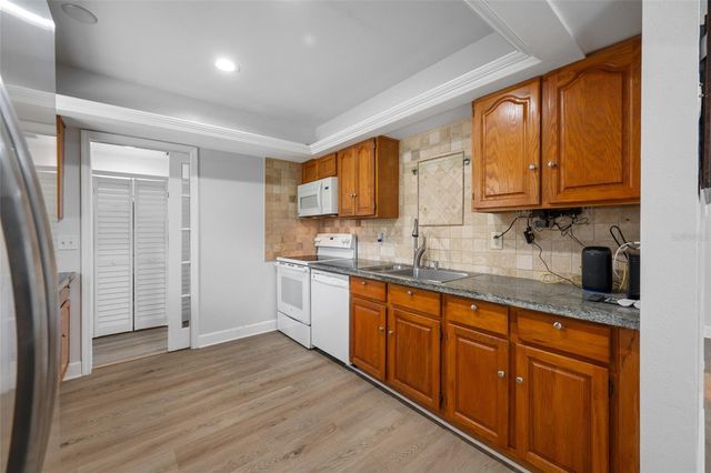 4115 55TH AVENUE DRIVE E, Bradenton, FL 34203