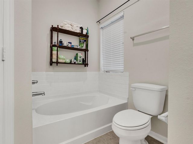 10510 Watershed Drive, Rosharon, TX 77583