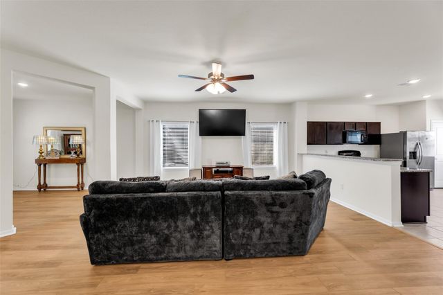 10510 Watershed Drive, Rosharon, TX 77583