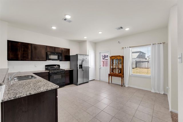 10510 Watershed Drive, Rosharon, TX 77583