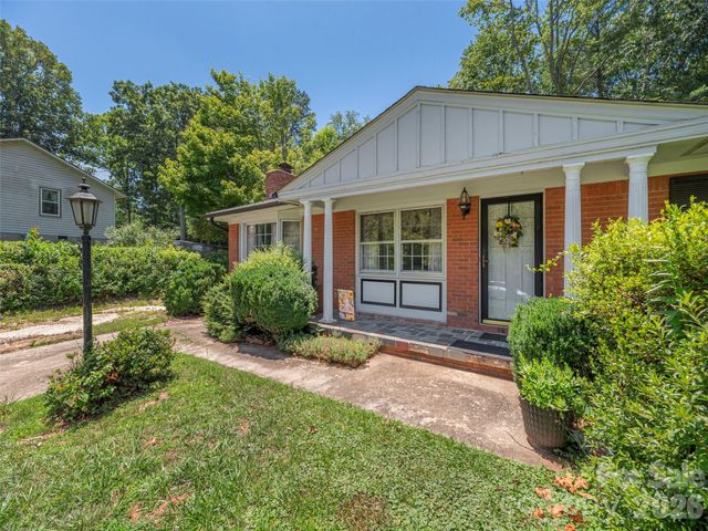 25 Laurel Park Drive, Arden, NC 28704