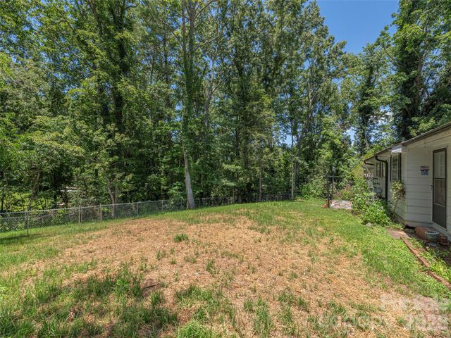 25 Laurel Park Drive, Arden, NC 28704