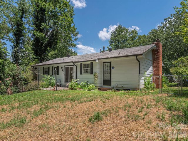 25 Laurel Park Drive, Arden, NC 28704
