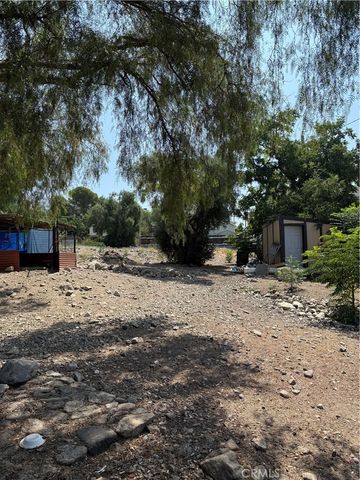 10418 Samoa Avenue, Tujunga, CA 91042