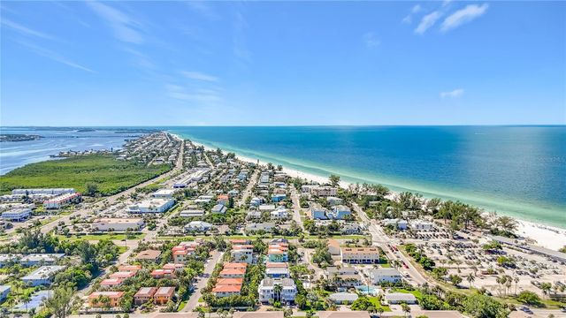 403 42ND STREET, Bradenton Beach, FL 34217