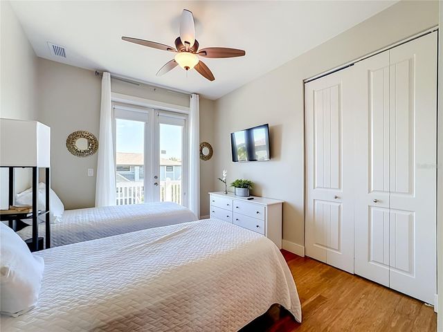 403 42ND STREET, Bradenton Beach, FL 34217