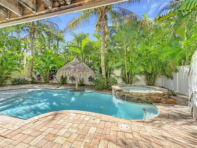 403 42ND STREET, Bradenton Beach, FL 34217