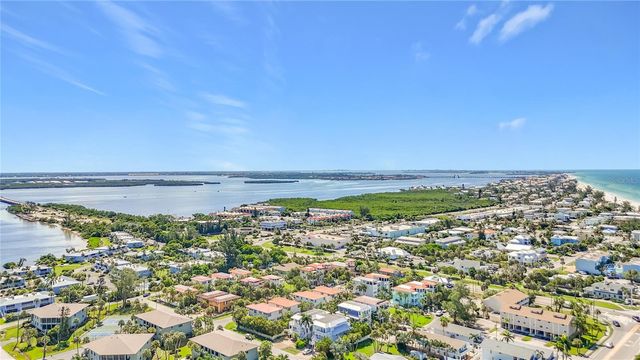 403 42ND STREET, Bradenton Beach, FL 34217
