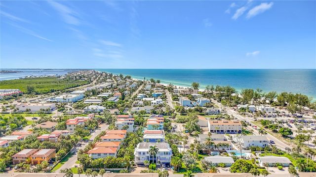403 42ND STREET, Bradenton Beach, FL 34217