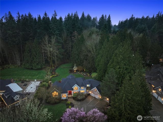 13543 160th Avenue NE, Redmond, WA 98052