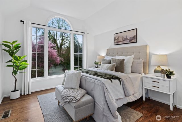 13543 160th Avenue NE, Redmond, WA 98052