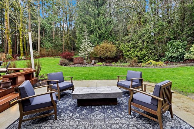 13543 160th Avenue NE, Redmond, WA 98052