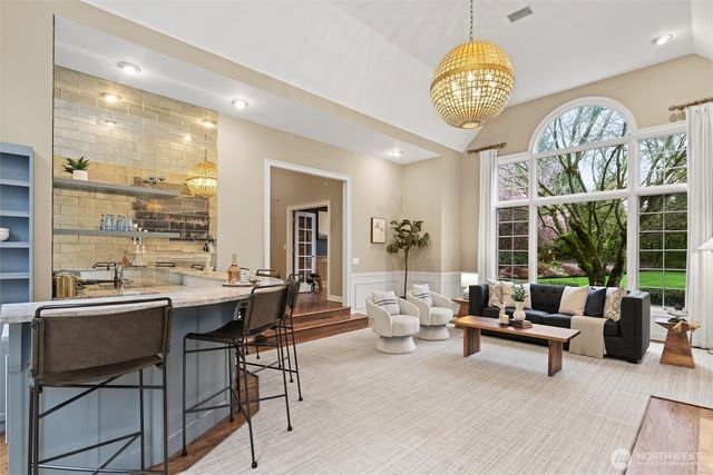 13543 160th Avenue NE, Redmond, WA 98052