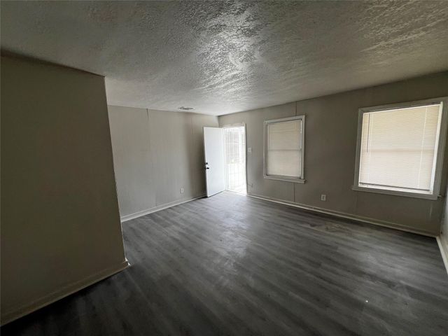 5401 Doolittle Boulevard, Houston, TX 77033