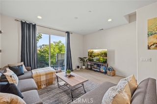 9040 Garvey Avenue 5, Rosemead, CA 91770