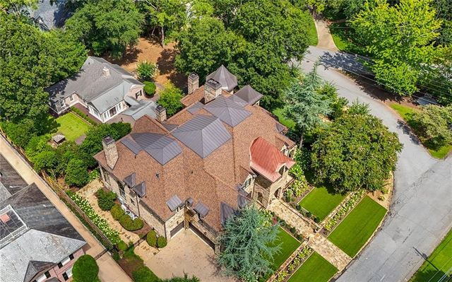 4320 Lakehaven Drive NE, Atlanta, GA 30319