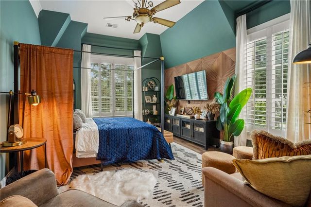 4320 Lakehaven Drive NE, Atlanta, GA 30319