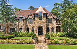4320 Lakehaven Drive NE, Atlanta, GA 30319