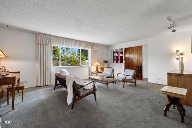 469 Court Avenue, Ventura, CA 93003