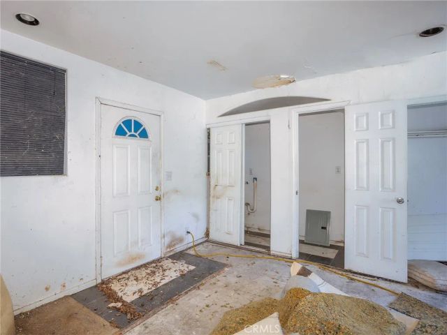 4463 Bellflower, West Toluca Lake, CA 91602