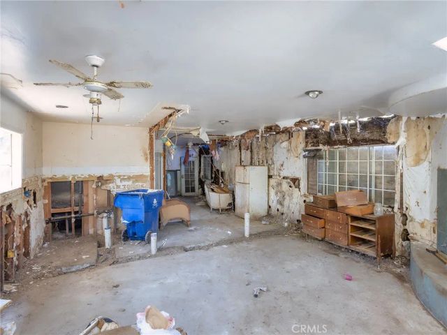 4463 Bellflower, West Toluca Lake, CA 91602