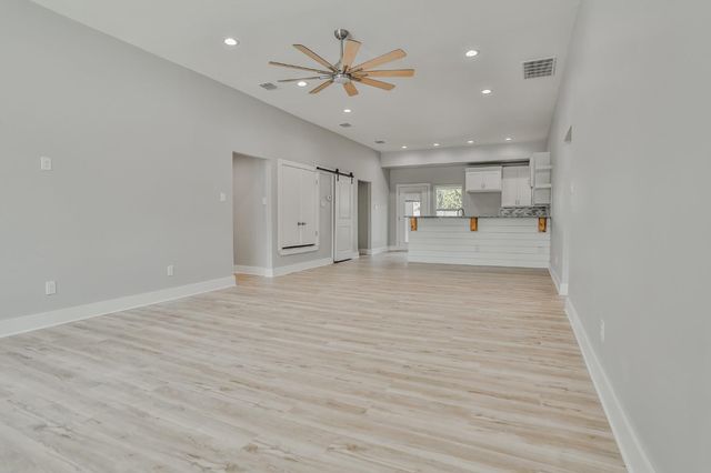 4610 33rd Street, Lubbock, TX 79410