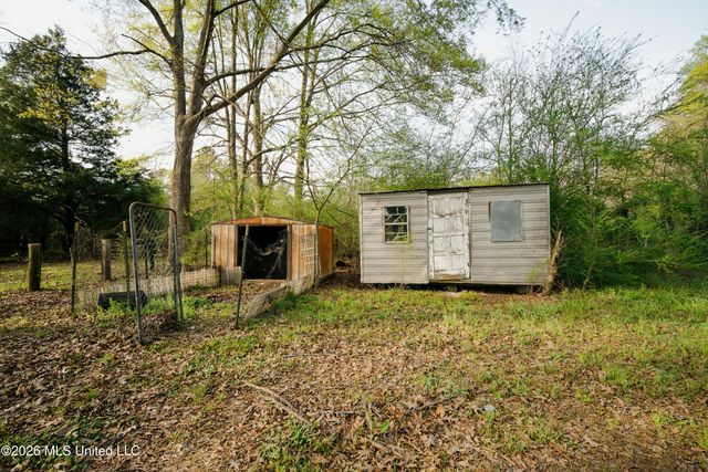 1844 Volley Campbell Road, Terry, MS 39170