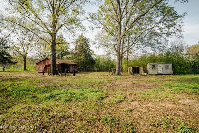 1844 Volley Campbell Road, Terry, MS 39170