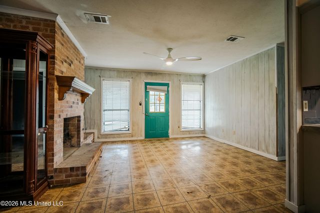 1844 Volley Campbell Road, Terry, MS 39170