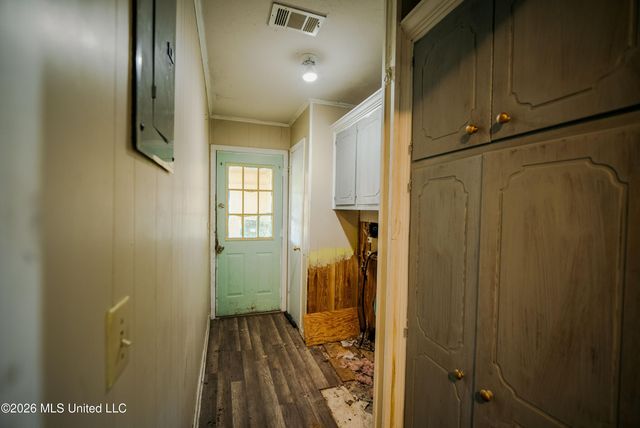 1844 Volley Campbell Road, Terry, MS 39170