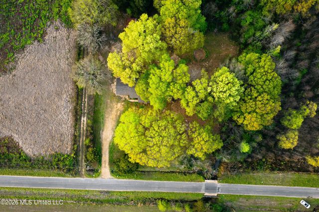 1844 Volley Campbell Road, Terry, MS 39170