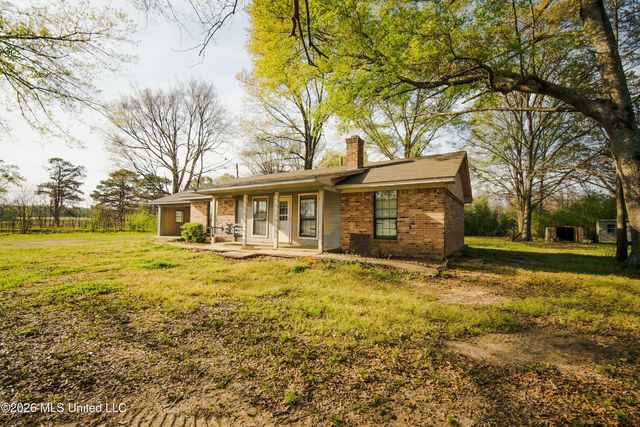 1844 Volley Campbell Road, Terry, MS 39170