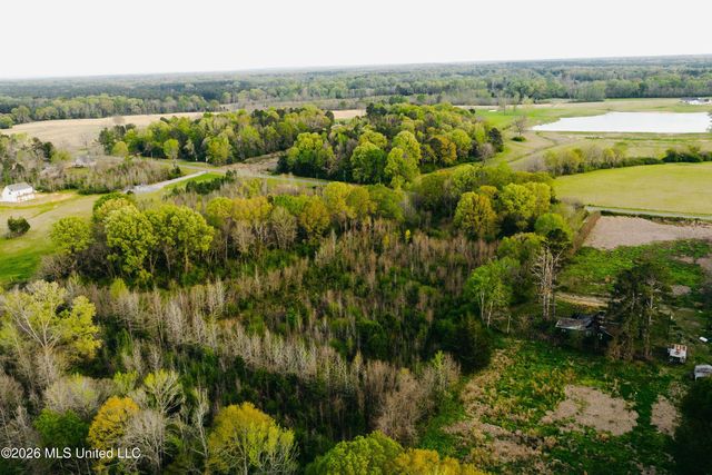 1844 Volley Campbell Road, Terry, MS 39170