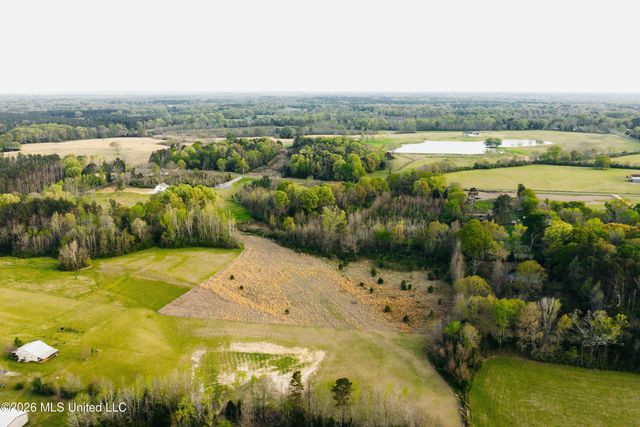 1844 Volley Campbell Road, Terry, MS 39170