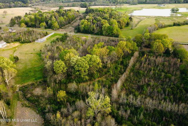 1844 Volley Campbell Road, Terry, MS 39170