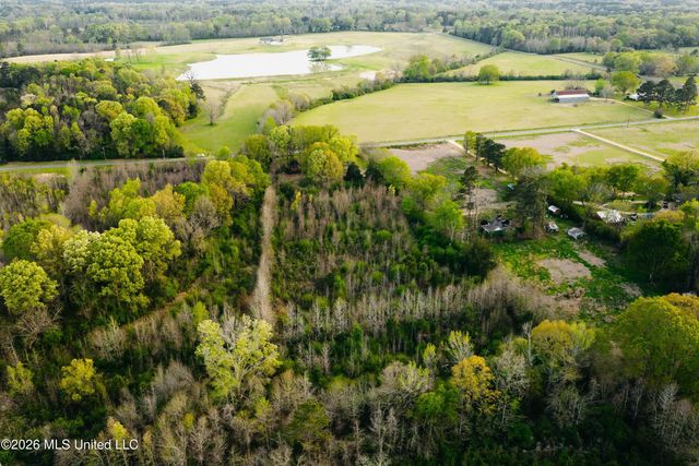 1844 Volley Campbell Road, Terry, MS 39170
