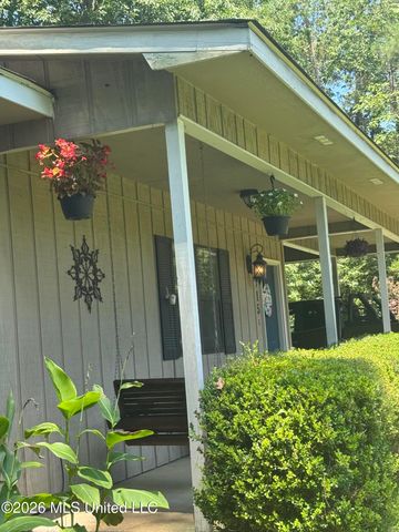 1844 Volley Campbell Road, Terry, MS 39170