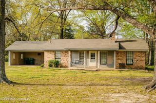 1844 Volley Campbell Road, Terry, MS 39170