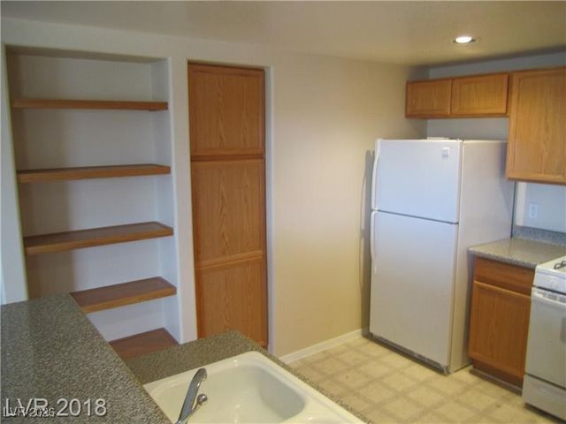 9580 West Reno Avenue 246, Las Vegas, NV 89148