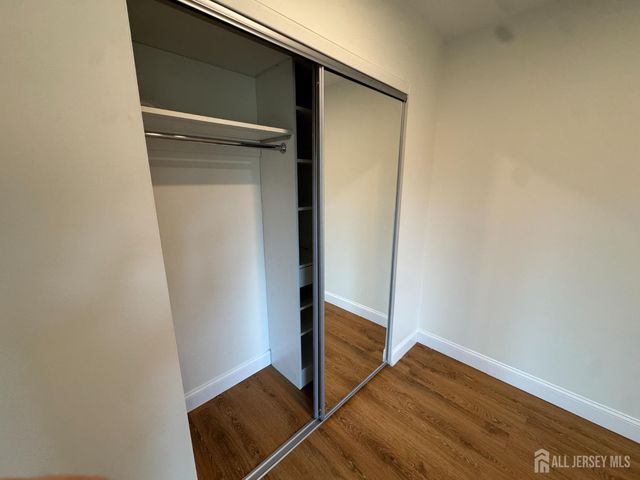 11 Pinecluster Circle F, Manalapan, NJ 07726