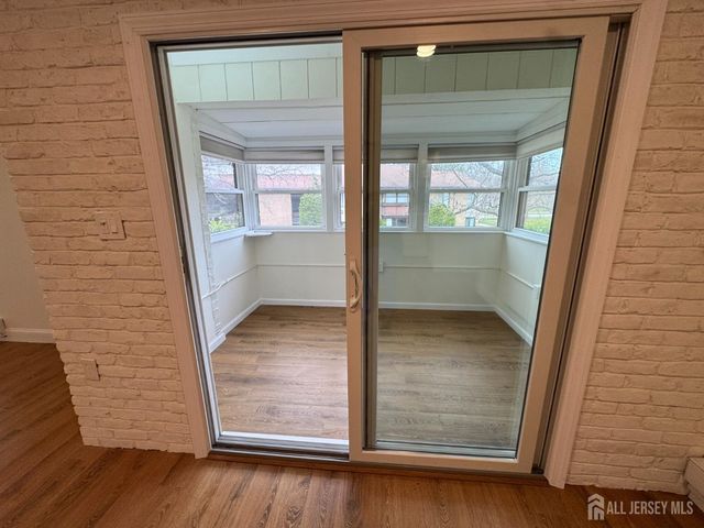 11 Pinecluster Circle F, Manalapan, NJ 07726