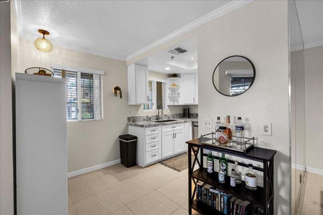 2700 Lawrence Crossley Road 83, Palm Springs, CA 92264