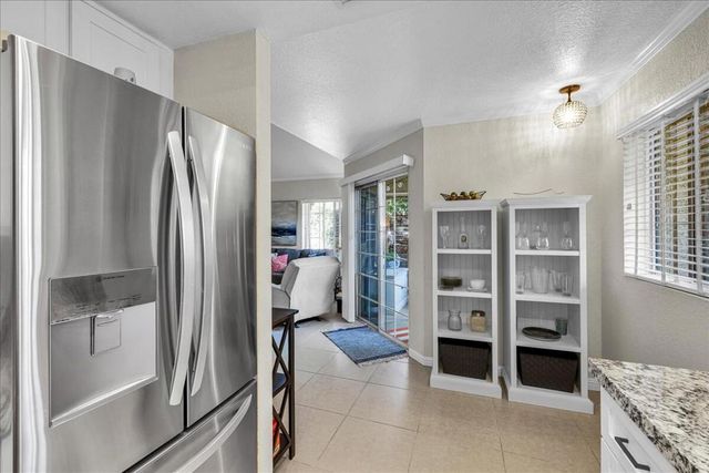 2700 Lawrence Crossley Road 83, Palm Springs, CA 92264