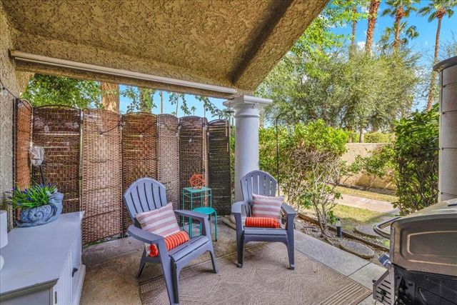 2700 Lawrence Crossley Road 83, Palm Springs, CA 92264