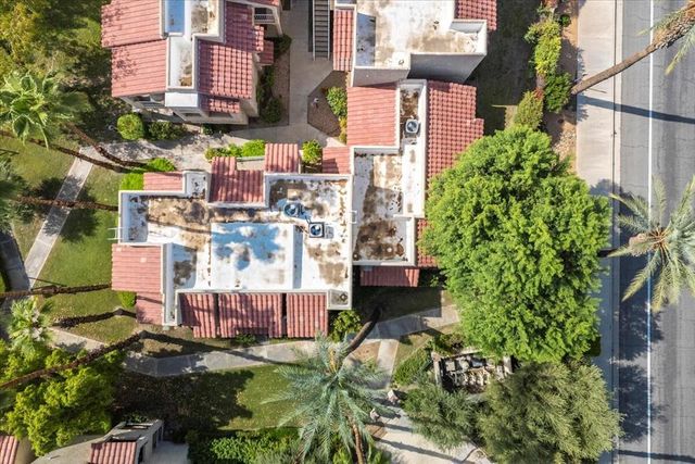 2700 Lawrence Crossley Road 83, Palm Springs, CA 92264