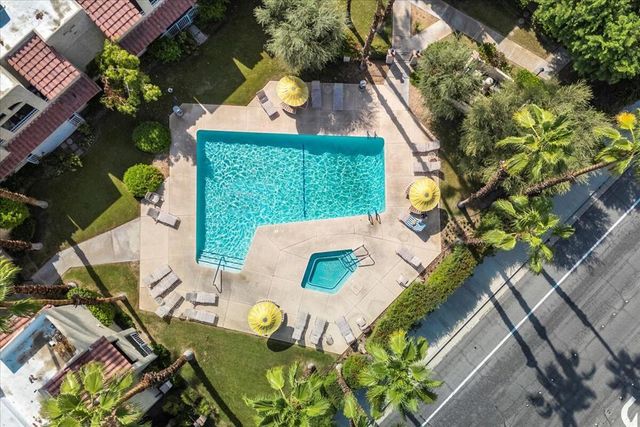 2700 Lawrence Crossley Road 83, Palm Springs, CA 92264