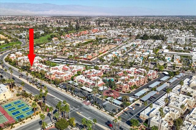 2700 Lawrence Crossley Road 83, Palm Springs, CA 92264