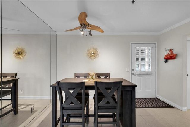 2700 Lawrence Crossley Road 83, Palm Springs, CA 92264